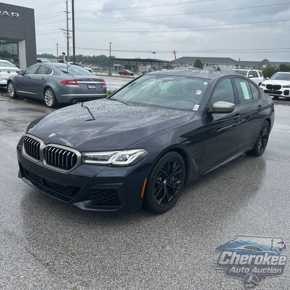 2023 BMW 5-Series M550xi