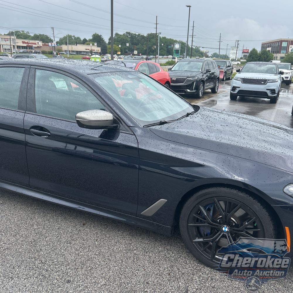 2023 BMW 5-Series M550xi