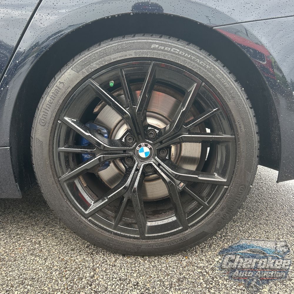 2023 BMW 5-Series M550xi