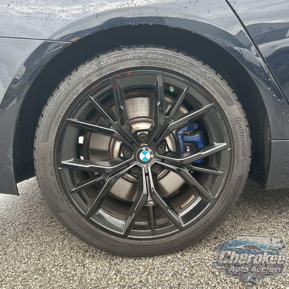 2023 BMW 5-Series M550xi