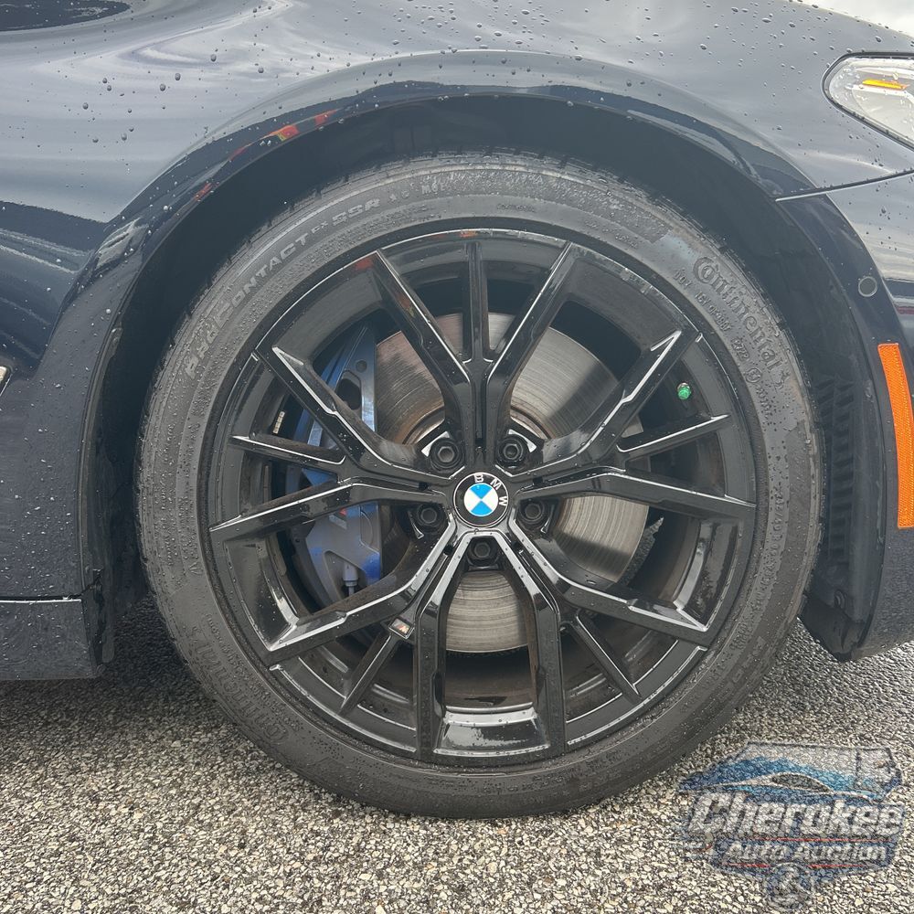 2023 BMW 5-Series M550xi