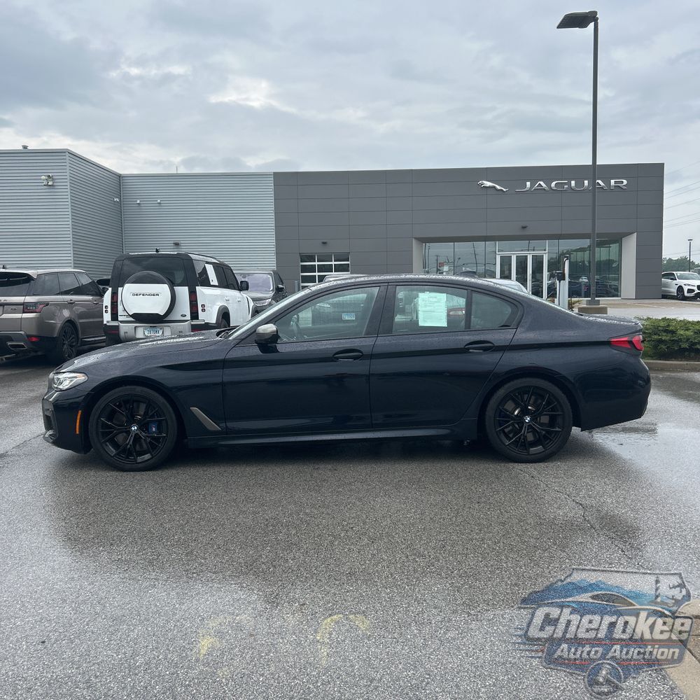 2023 BMW 5-Series M550xi