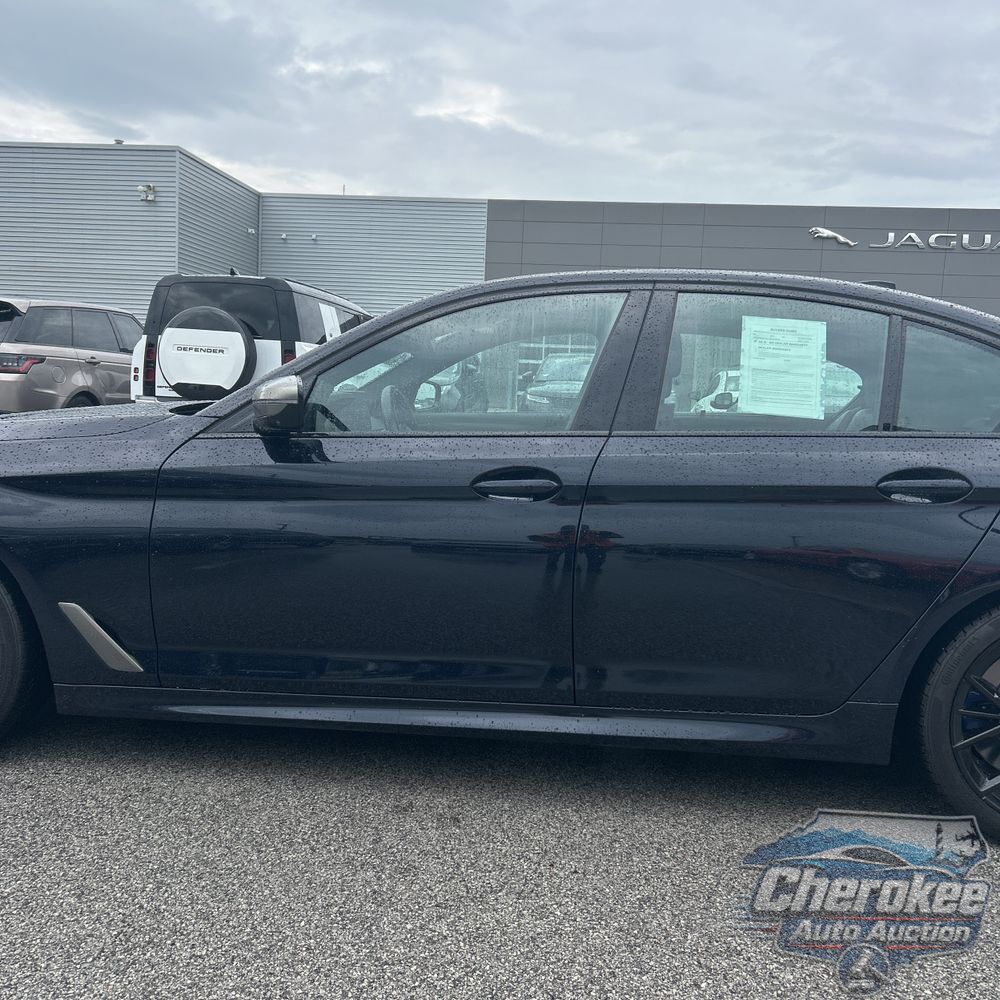 2023 BMW 5-Series M550xi