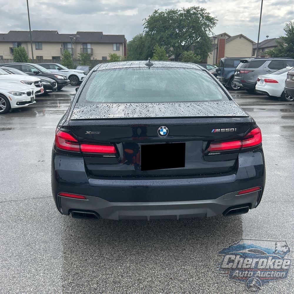 2023 BMW 5-Series M550xi