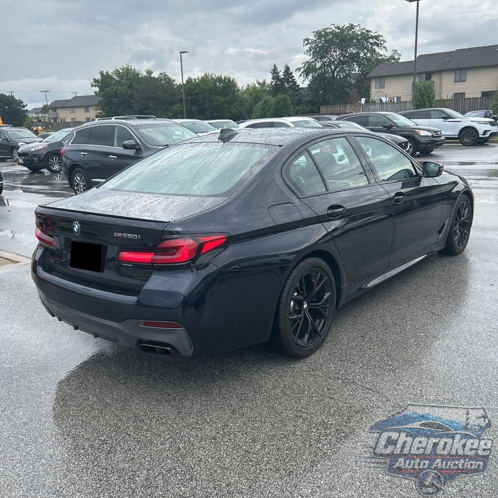 2023 BMW 5-Series M550xi