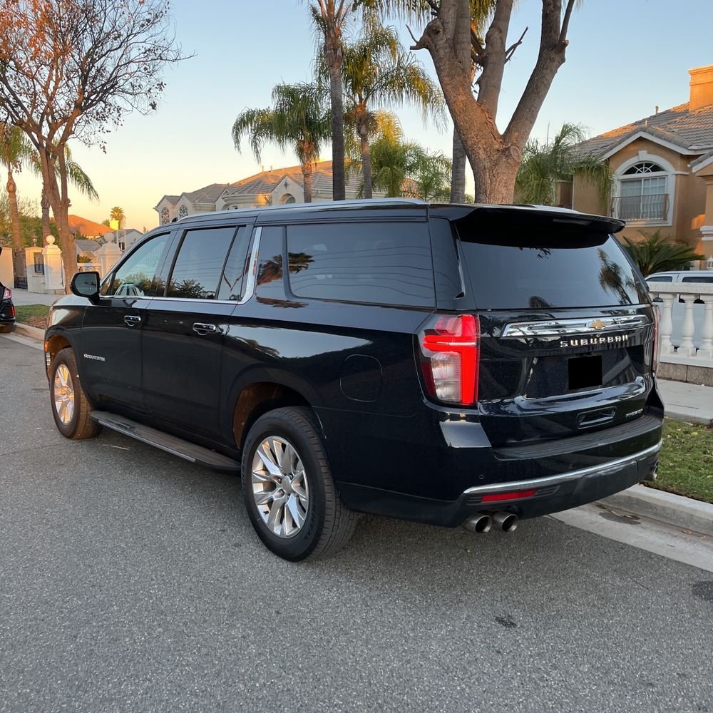2023 Chevrolet Suburban Premier