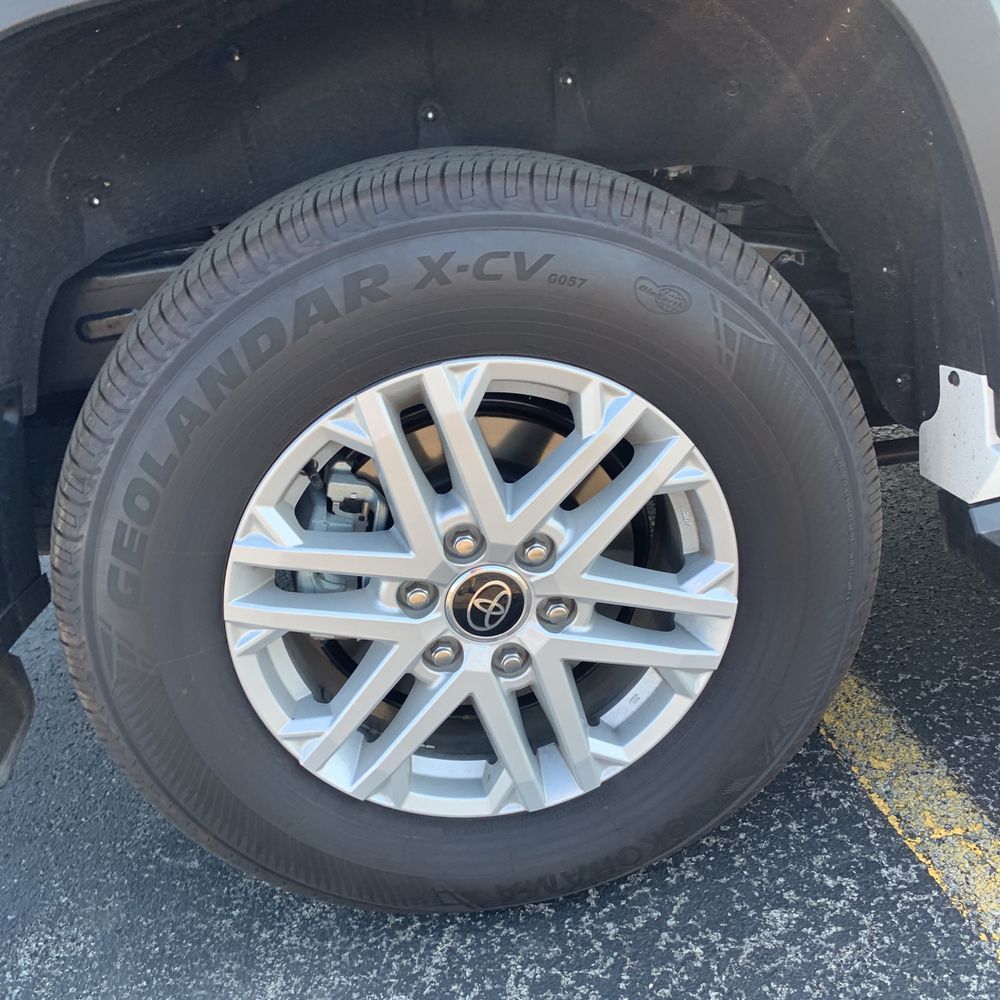 2023 Toyota Sequoia SR5