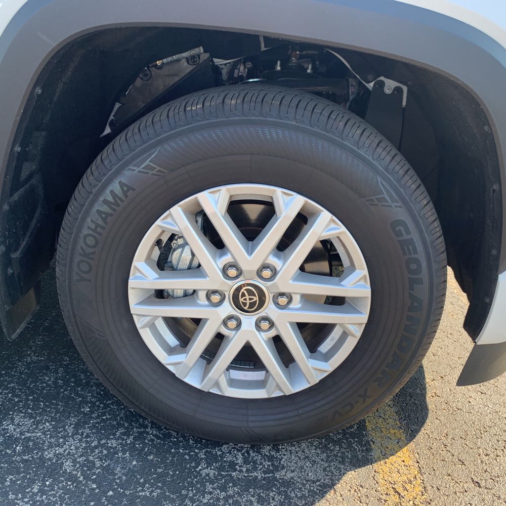 2023 Toyota Sequoia SR5