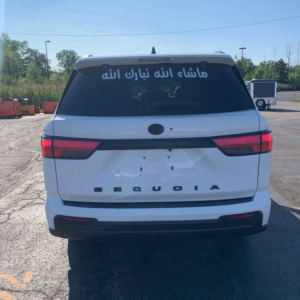 2023 Toyota Sequoia SR5