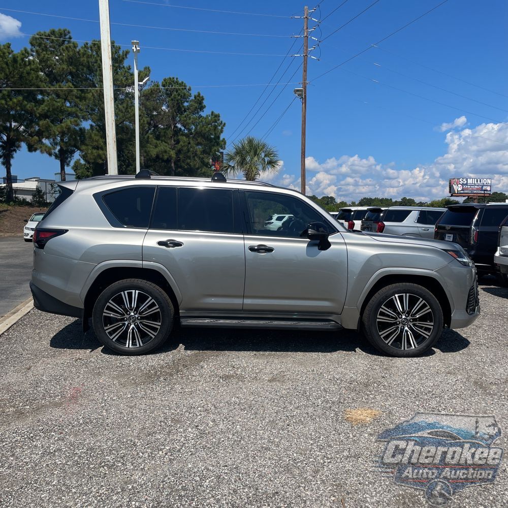 2024 Lexus LX 600 Luxury