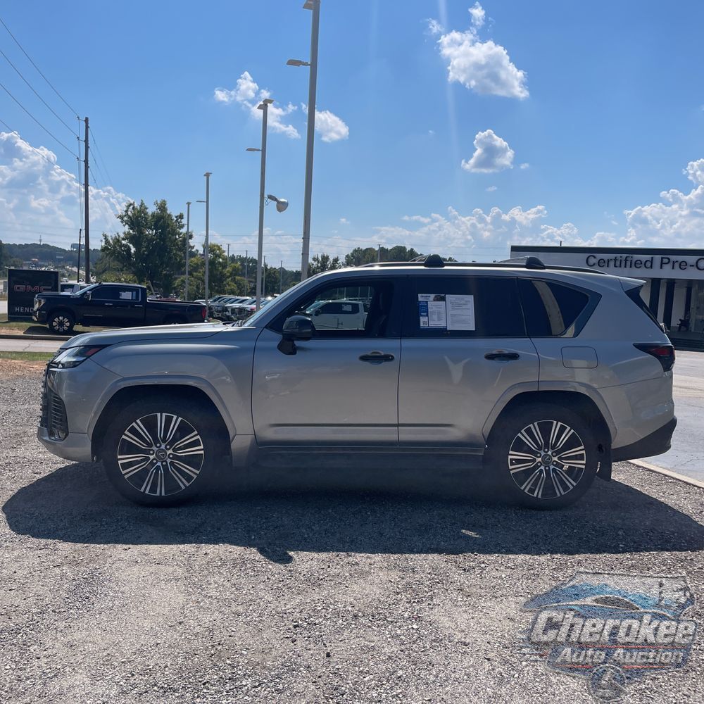 2024 Lexus LX 600 Luxury