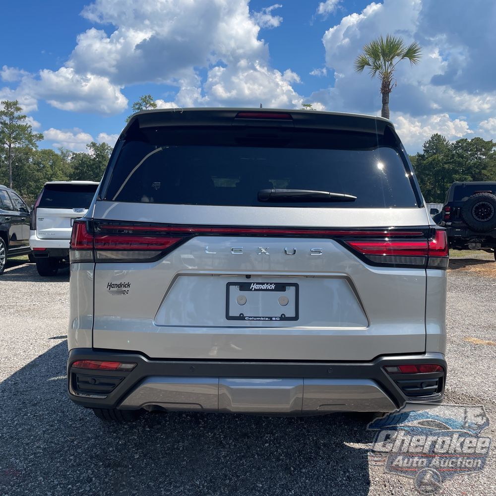 2024 Lexus LX 600 Luxury