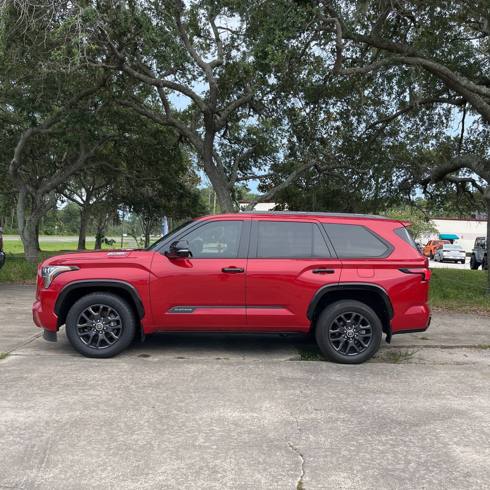 2023 Toyota Sequoia Platinum