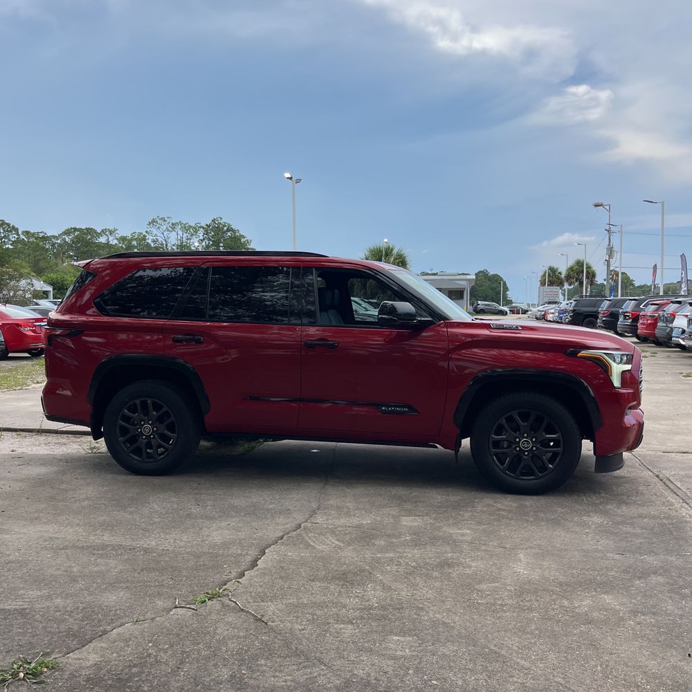 2023 Toyota Sequoia Platinum