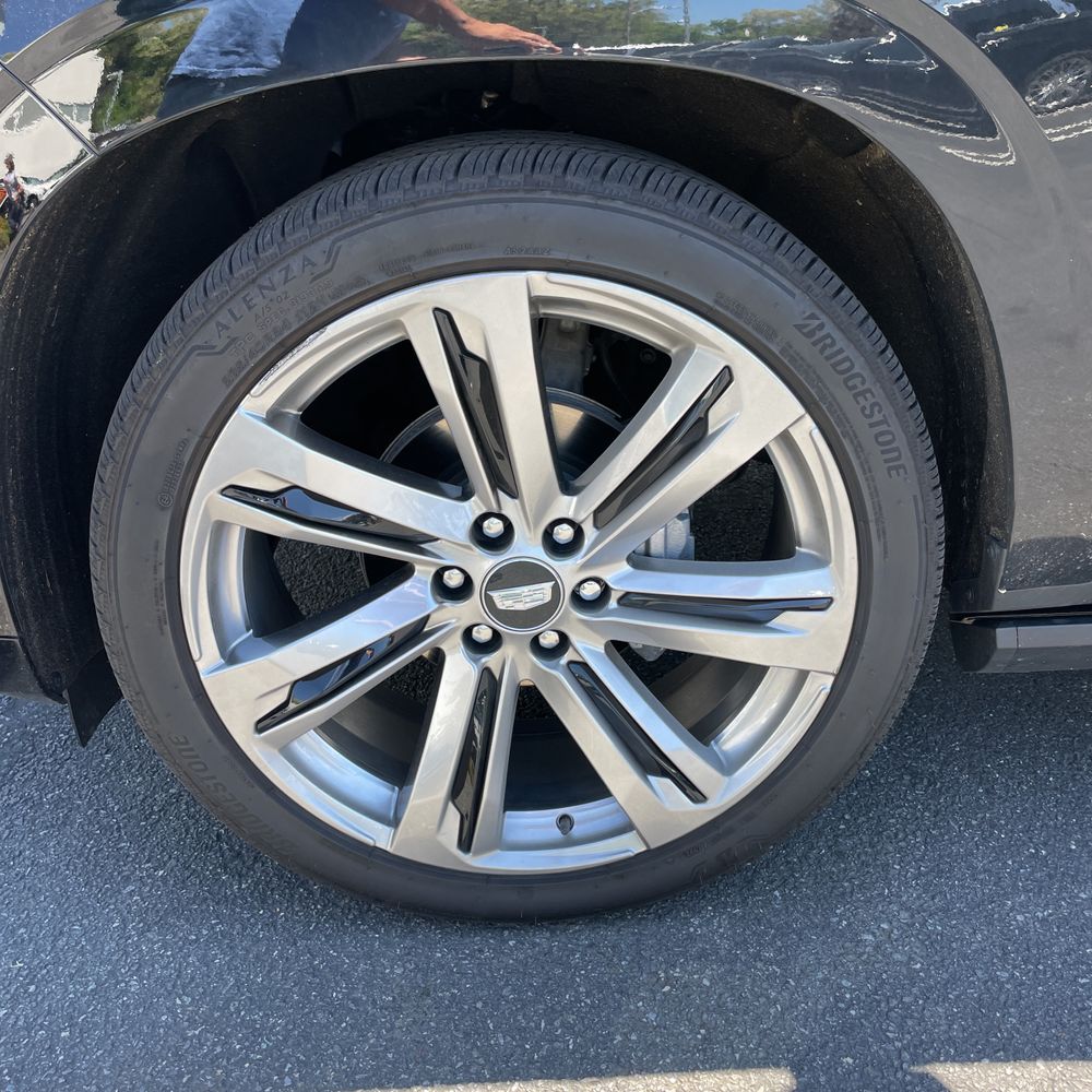 2025 Cadillac Escalade Sport