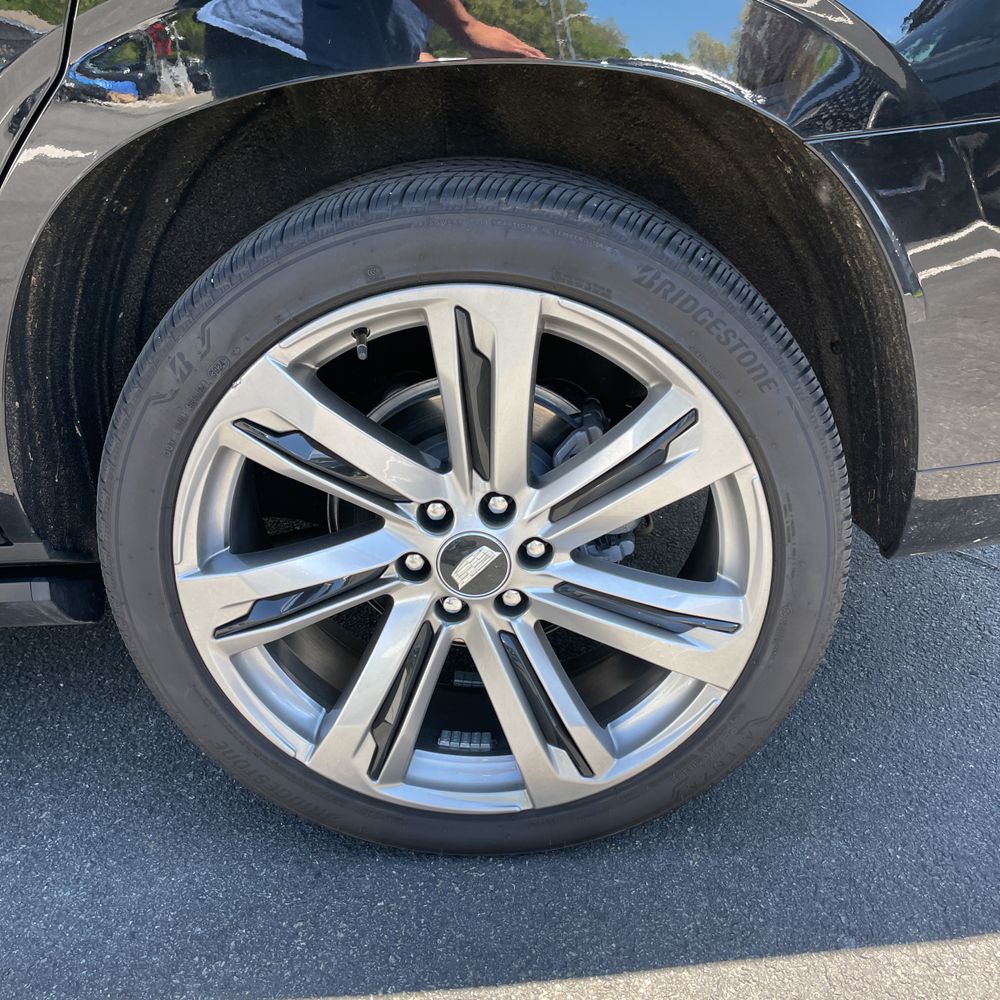 2025 Cadillac Escalade Sport