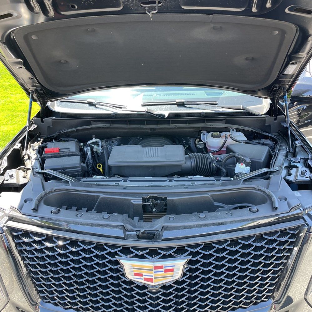 2025 Cadillac Escalade Sport