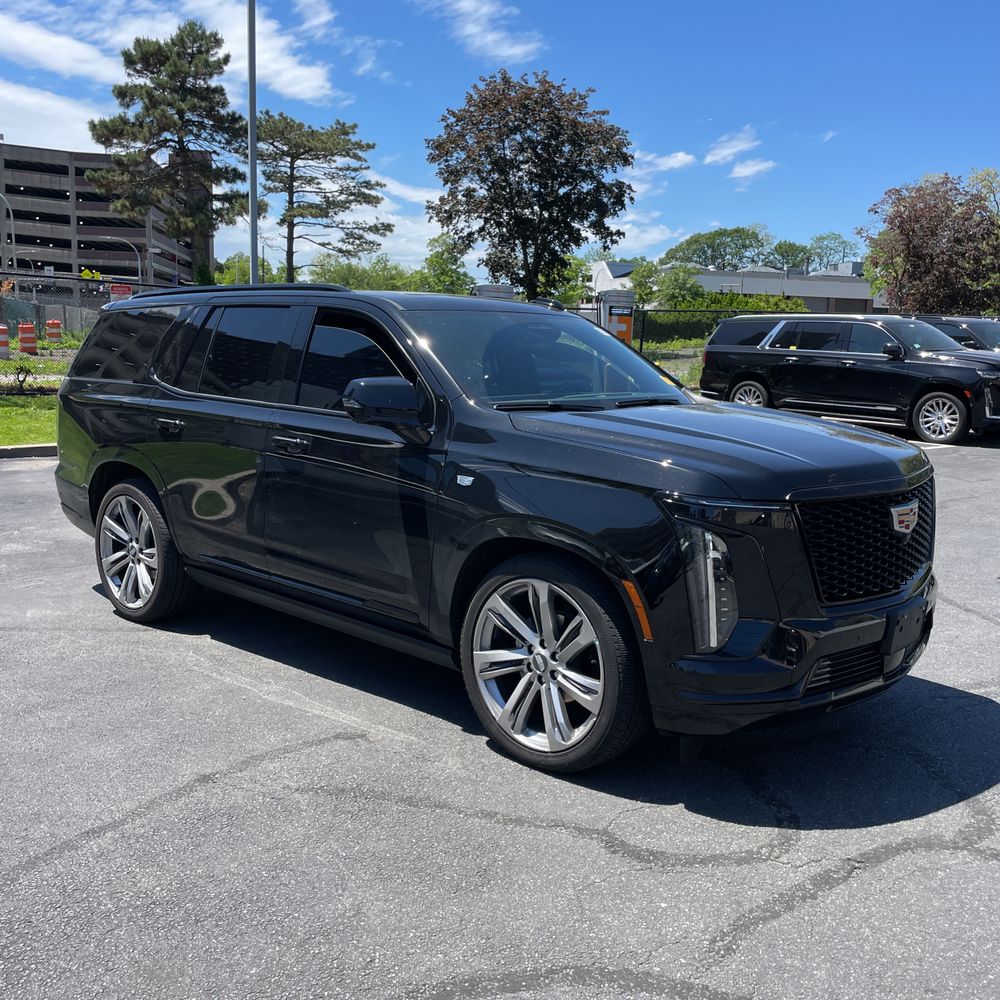 2025 Cadillac Escalade Sport