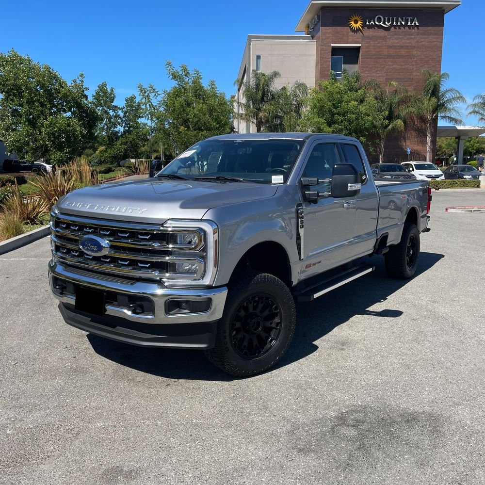 2024 Ford F-350 Super Duty Lariat