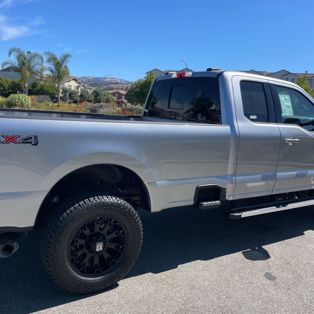2024 Ford F-350 Super Duty Lariat