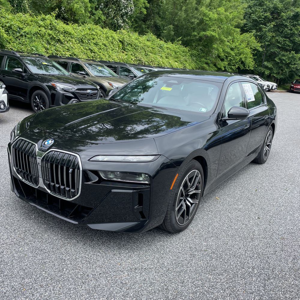2025 BMW i7 xDrive60