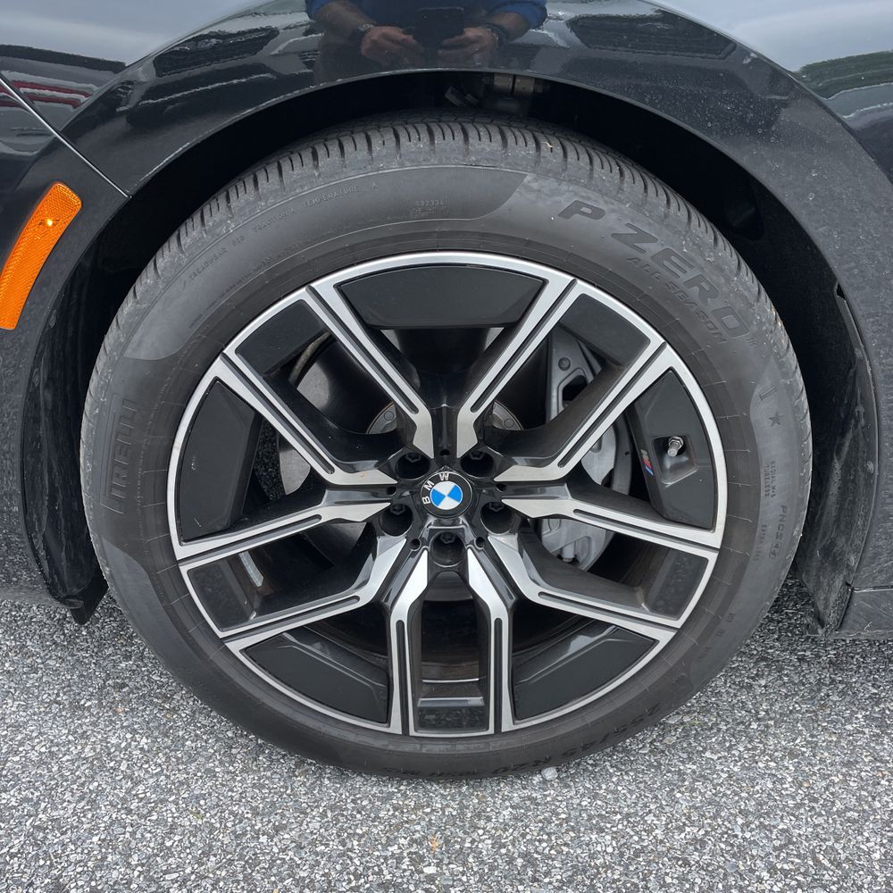 2025 BMW i7 xDrive60