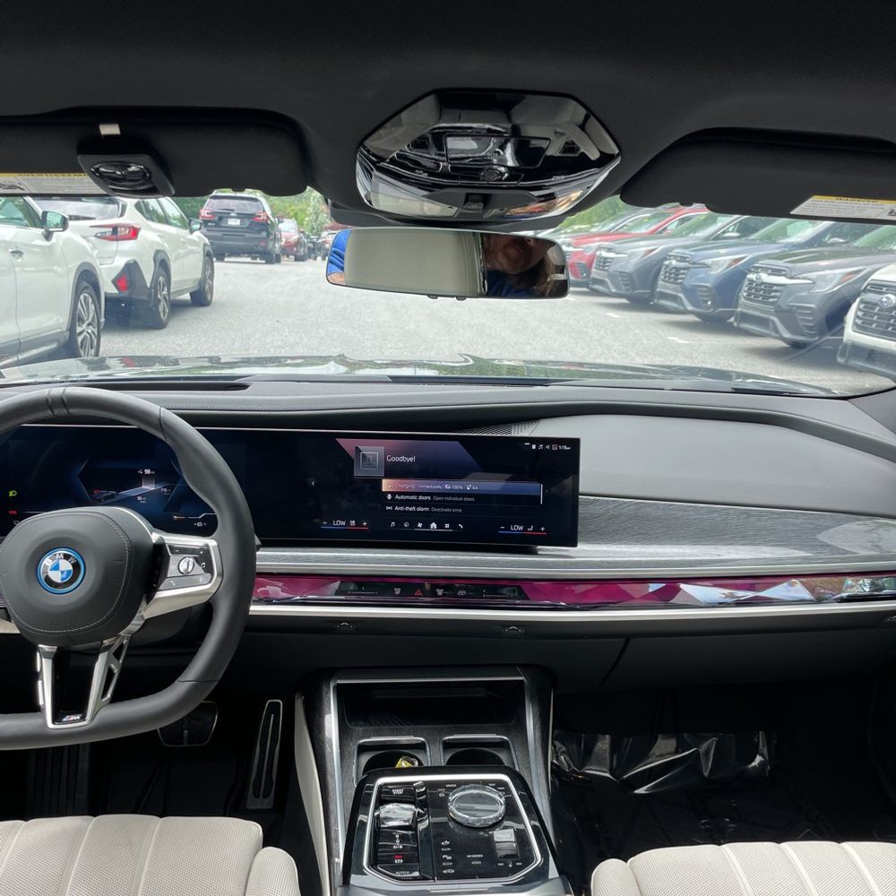 2025 BMW i7 xDrive60