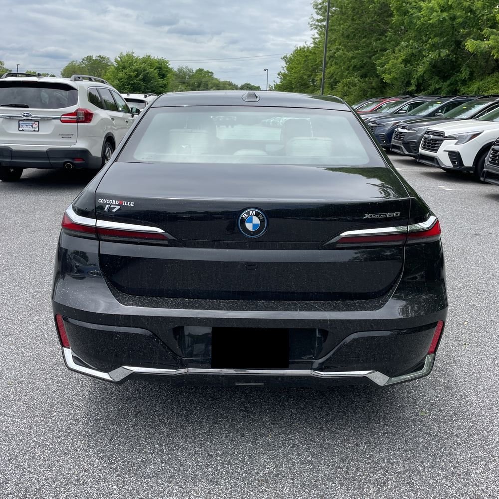 2025 BMW i7 xDrive60