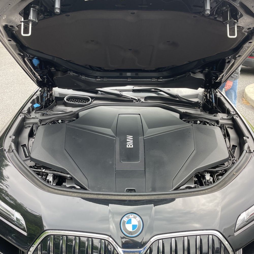 2025 BMW i7 xDrive60