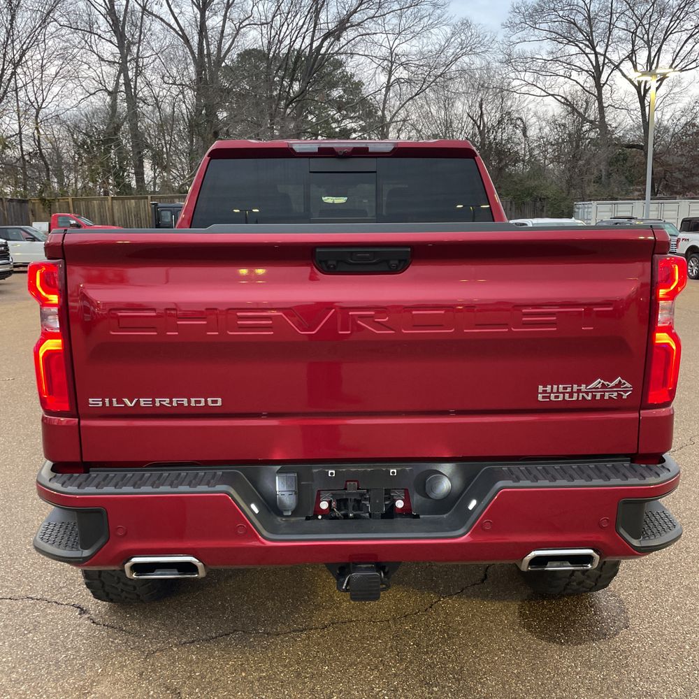 2024 Chevrolet Silverado 1500 High Country