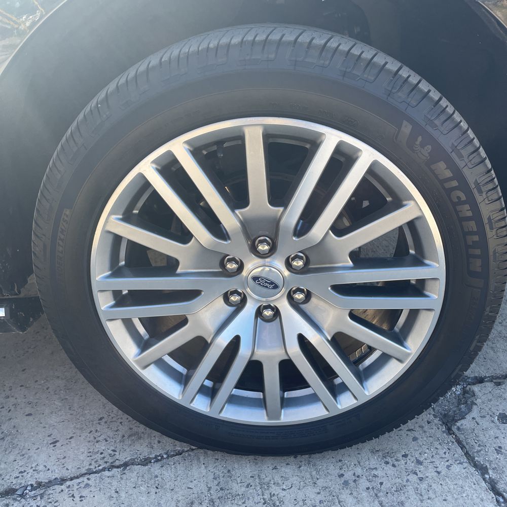 2023 Ford Expedition MAX Platinum