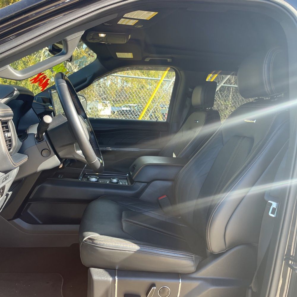 2023 Ford Expedition MAX Platinum