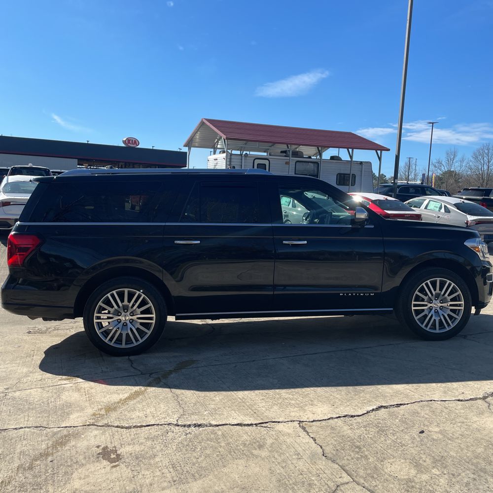 2023 Ford Expedition MAX Platinum