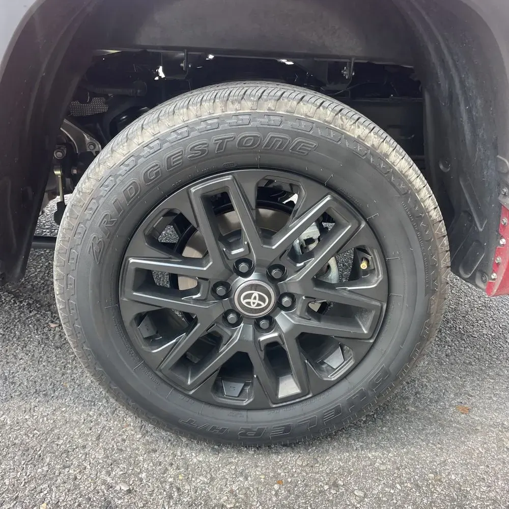 2025 Toyota Tundra Limited HV