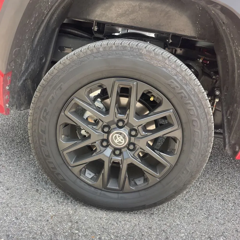 2025 Toyota Tundra Limited HV