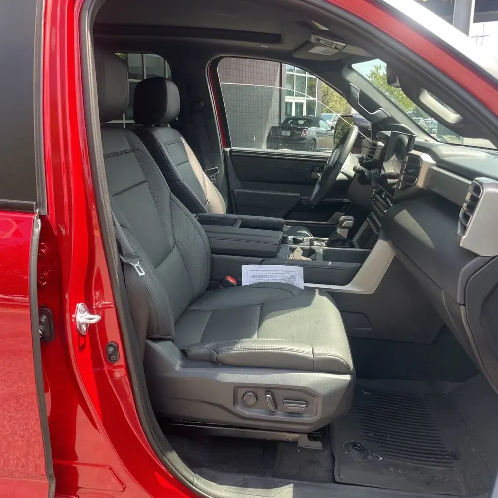 2025 Toyota Tundra Limited HV