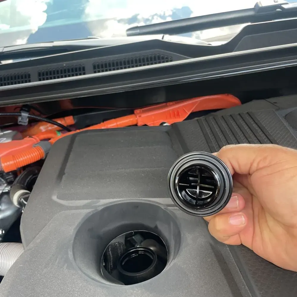 2025 Toyota Tundra Limited HV