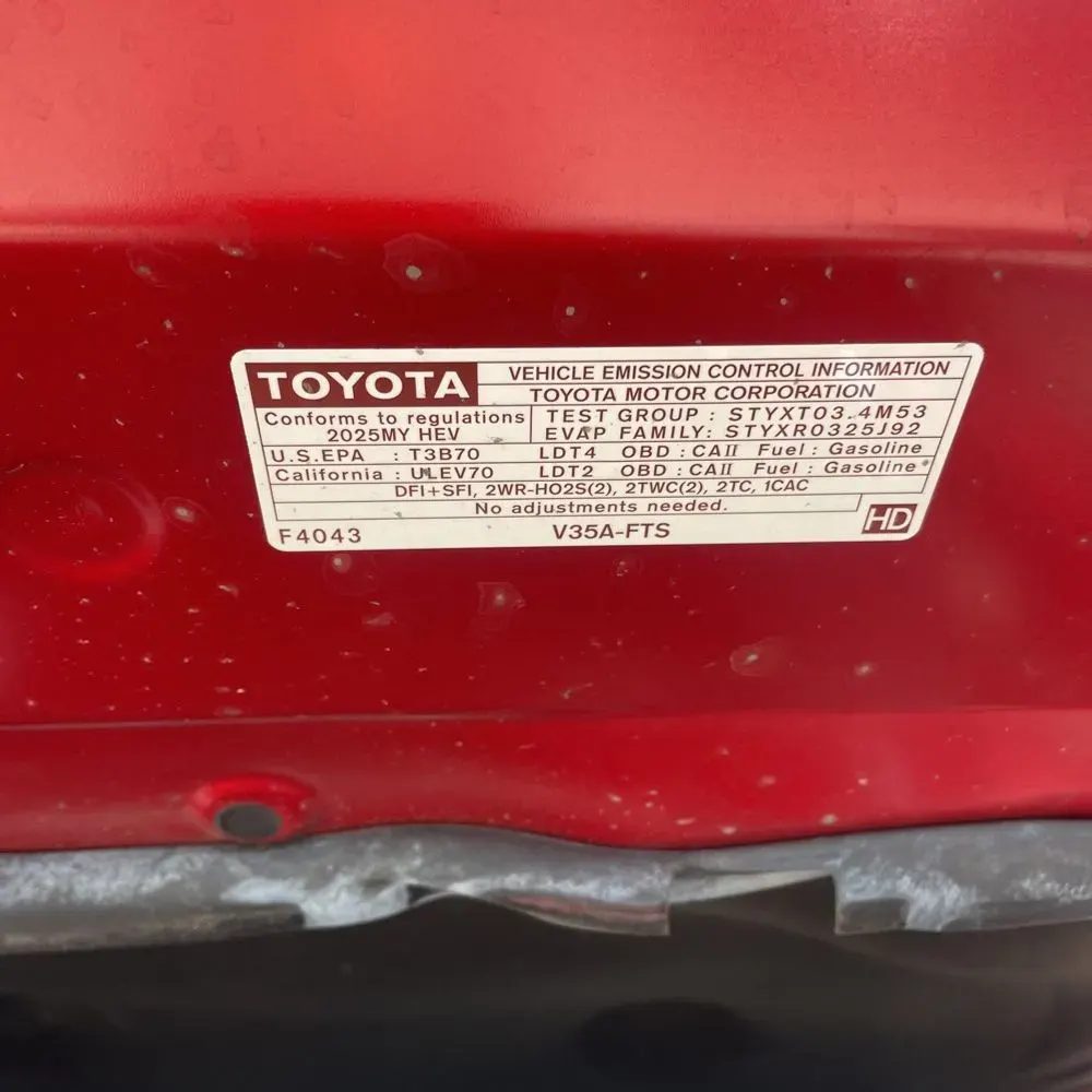 2025 Toyota Tundra Limited HV