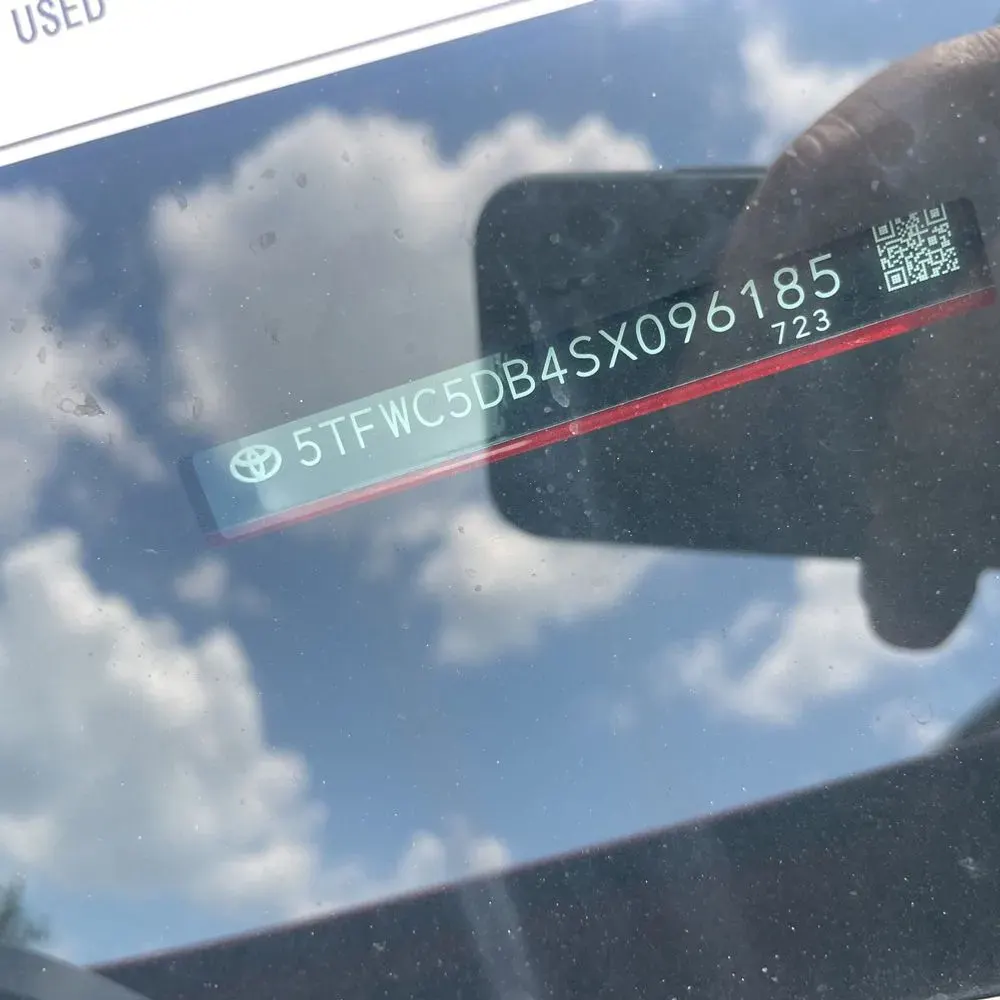 2025 Toyota Tundra Limited HV