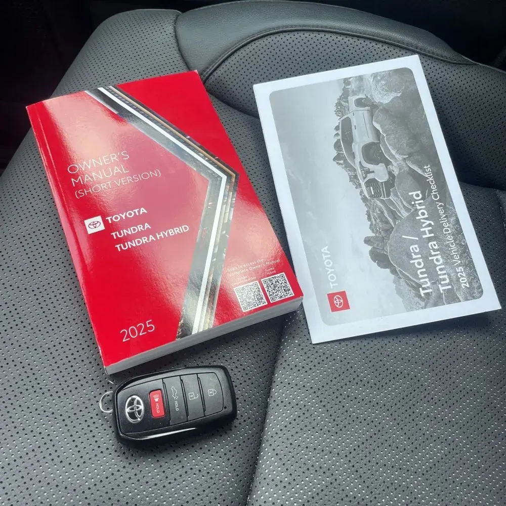 2025 Toyota Tundra Limited HV