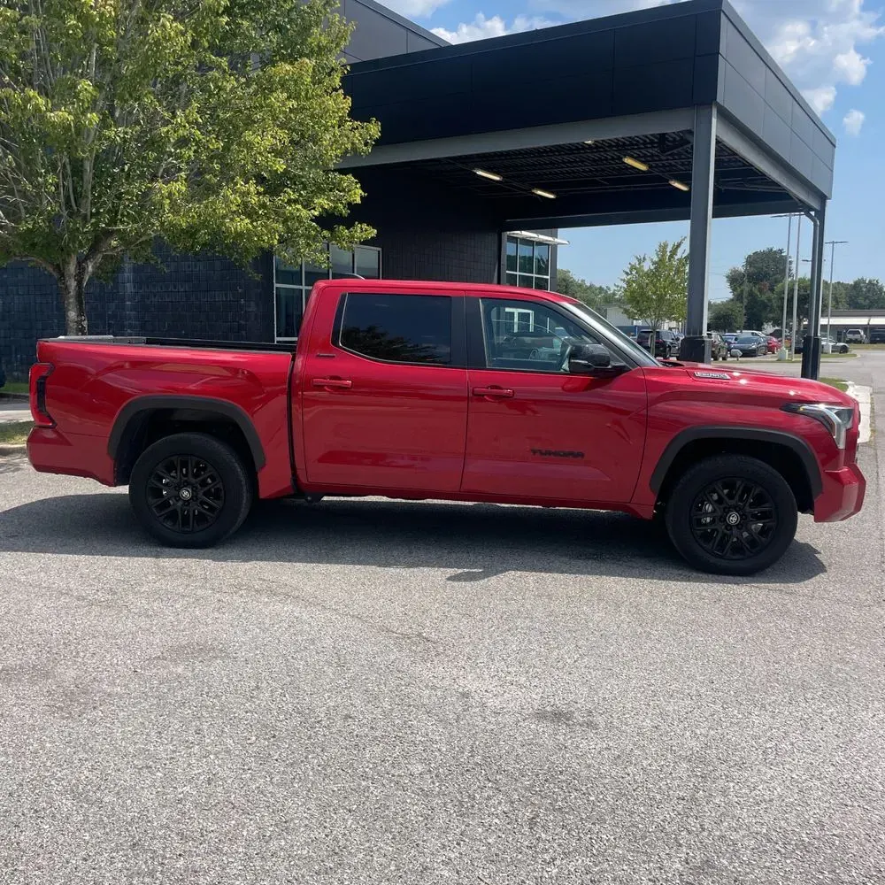 2025 Toyota Tundra Limited HV