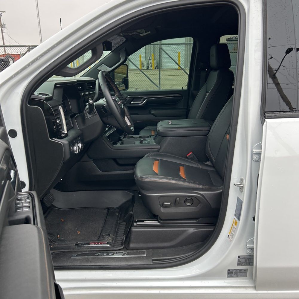 2024 GMC Sierra 2500HD AT4