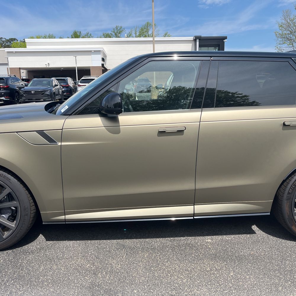 2024 Land Rover Range Rover Sport SV Edition One Carbon Bronze