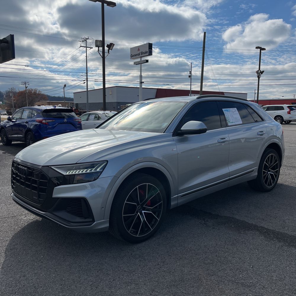 2023 Audi Q8
