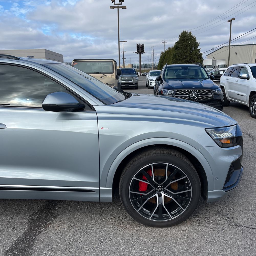 2023 Audi Q8 Premium Plus 55 TFSI