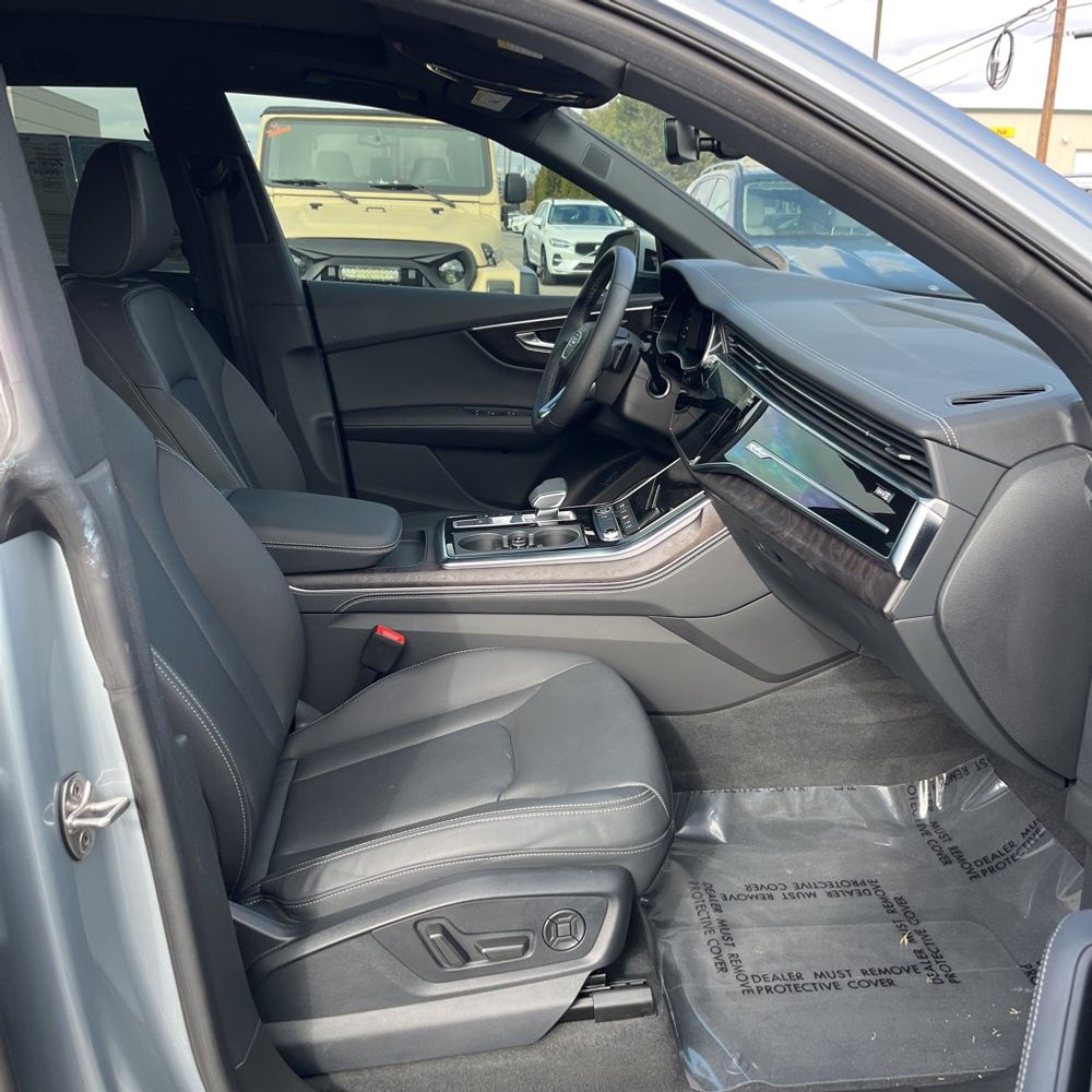 2023 Audi Q8 Premium Plus 55 TFSI