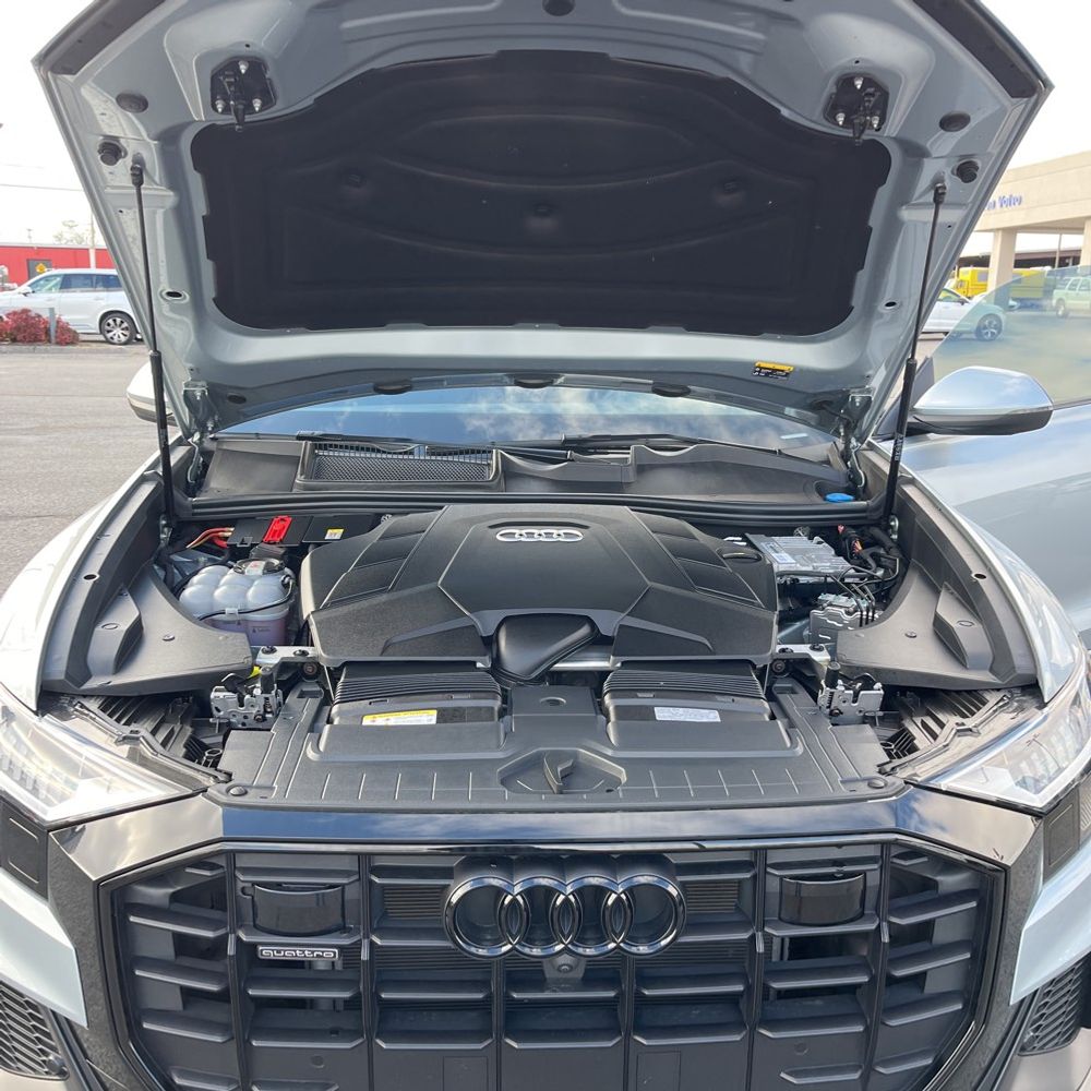 2023 Audi Q8 Premium Plus 55 TFSI