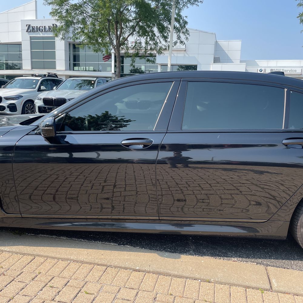 2022 BMW 7-Series M760xi