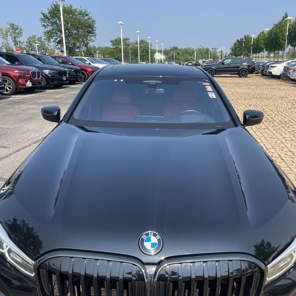 2022 BMW 7-Series M760xi