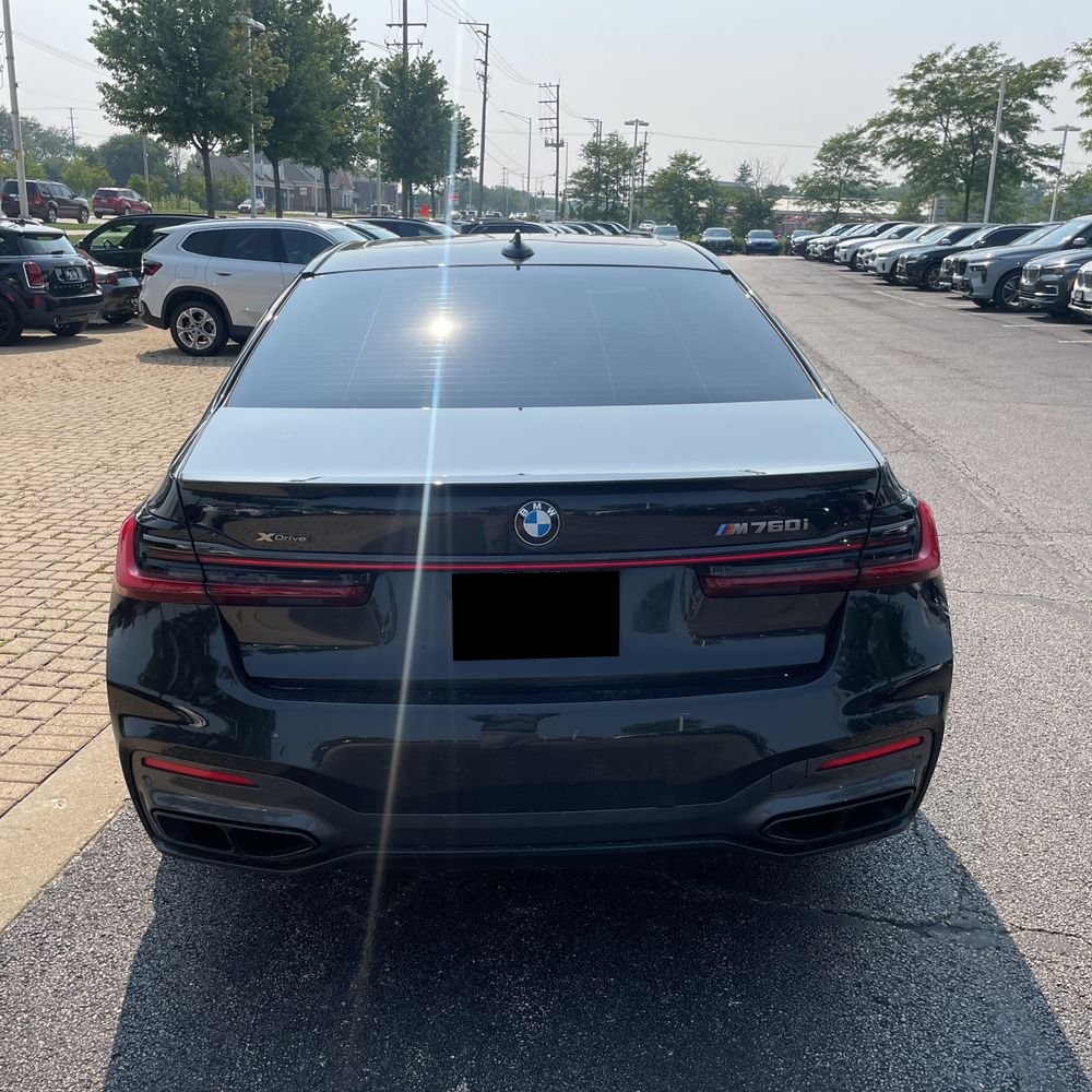 2022 BMW 7-Series M760xi